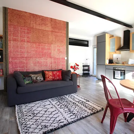 فيلة Maison Syrah